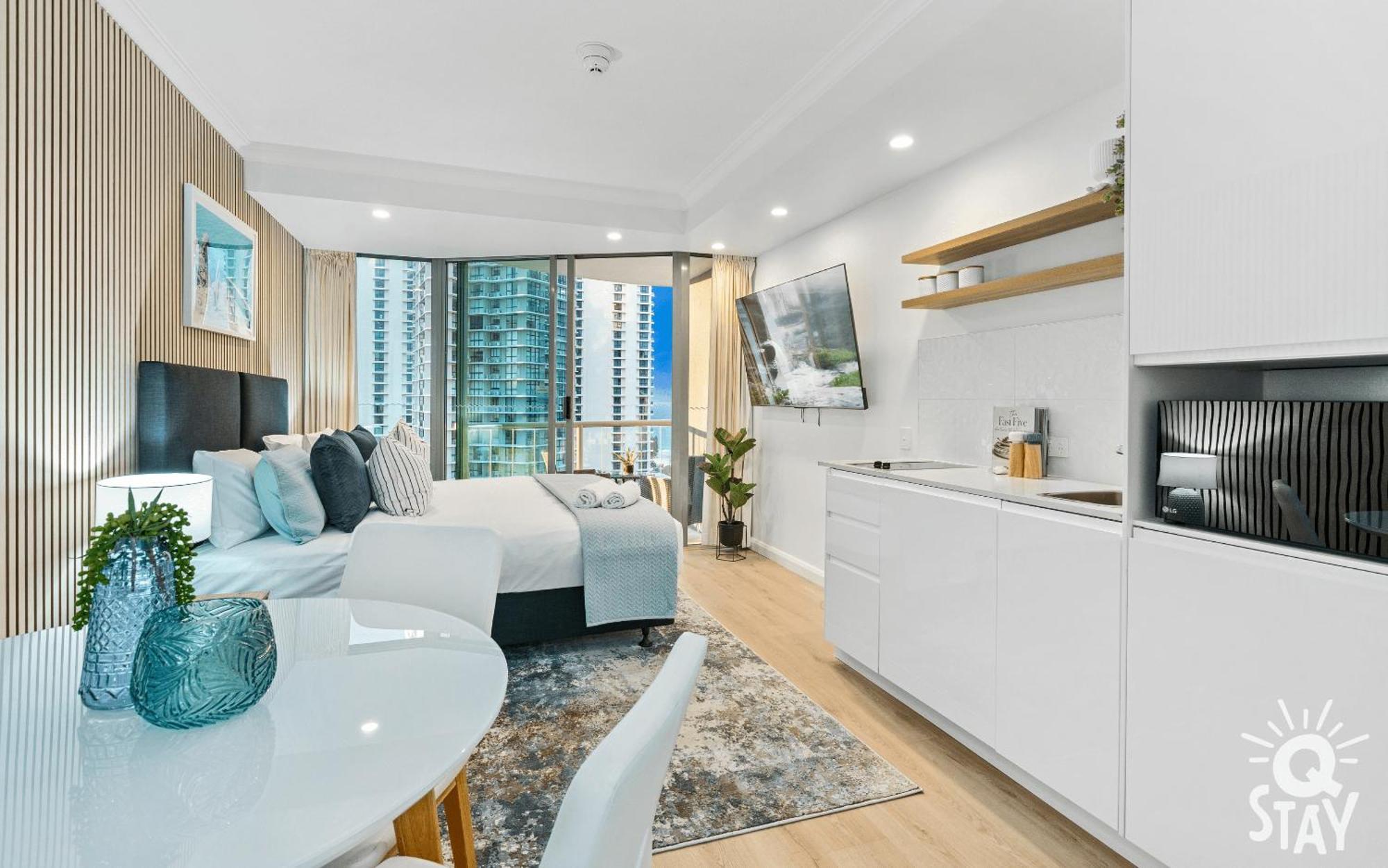 Legends Surfers Paradise Mid Week Madness Deal - Q Stay Gold Coast Kültér fotó